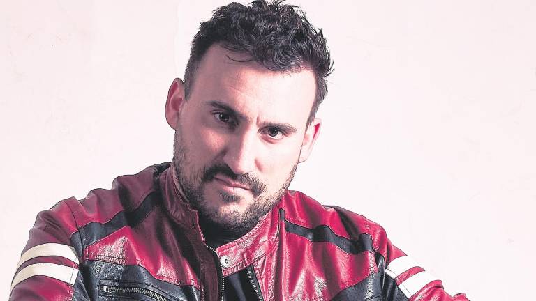 Un jiennense se postula a Eurovisión con una canción nacida del olivar