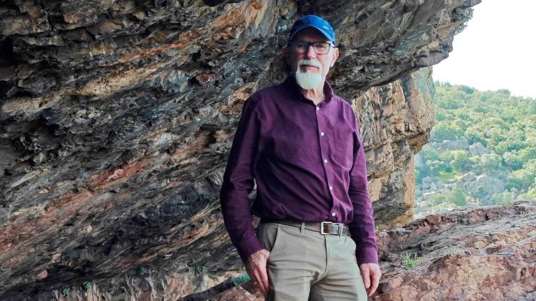Antonio García Alcaid, guarda-conserje durante 30 años en el Centro Forestal de Santa Elena y experto en exvotos.