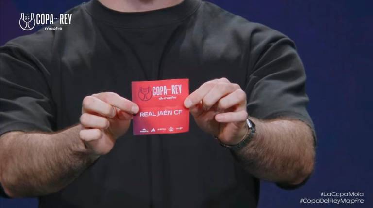 <i>Captura del momento en el que se extrajo la bola del Real Jaén CF en el sorteo de la primera ronda de la Copa del Rey. / RFEF</i>