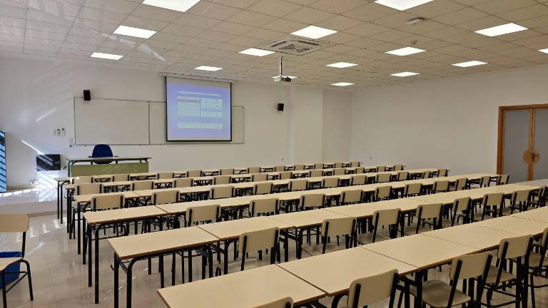 La UJA pone en servicio nuevos equipamientos en Linares tras la rehabilitación de uno de los edificios de Peritos