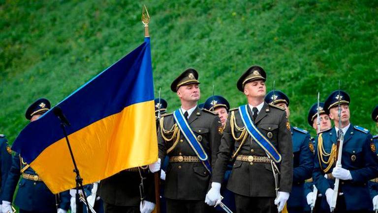 La UE y líderes mundiales felicitan a una Ucrania “libre y democrática” en el Día de la Independencia