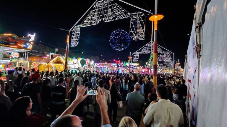 Un espectáculo de trescientos drones pone el broche de oro a un San Lucas inconmensurable