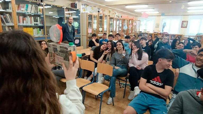 El IES Guadalentín de Pozo Alcón saca su lado más divertido al ritmo de “Mi gran noche”