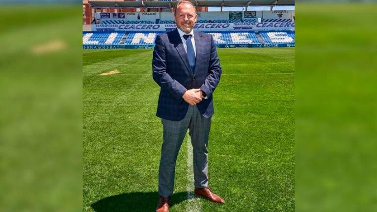 Cambio en la presidencia del Linares: Luis Vera presenta su renuncia y Javier Vallejo lo releva