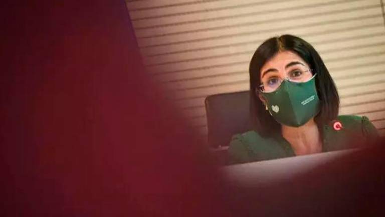 Darias avanza que el martes llegará a España la vacuna de Janssen