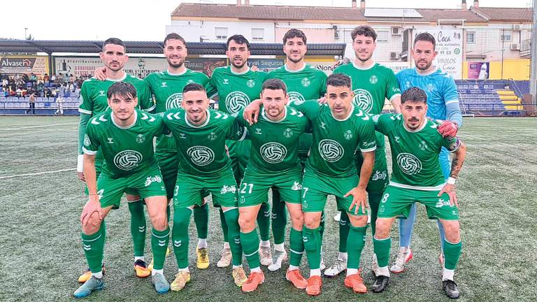 El Mancha Real se complica la vida tras perder ante el Huétor Tajar (2-1)