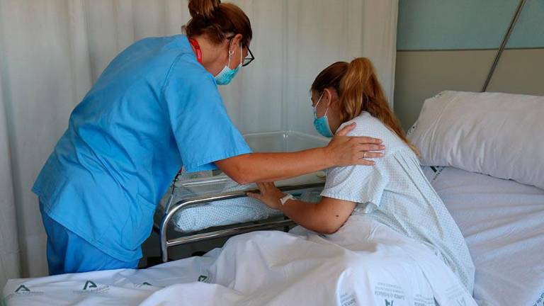 La “peor” ratio de matronas pone en peligro a las embarazadas en Jaén