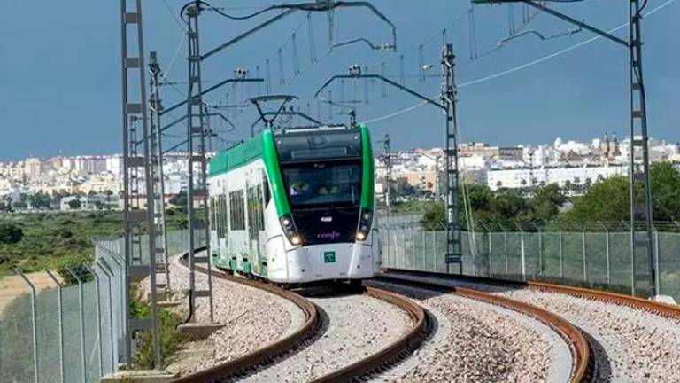 La Junta pondrá en servicio comercial el Tranvía de la Bahía de Cádiz el 26 de octubre