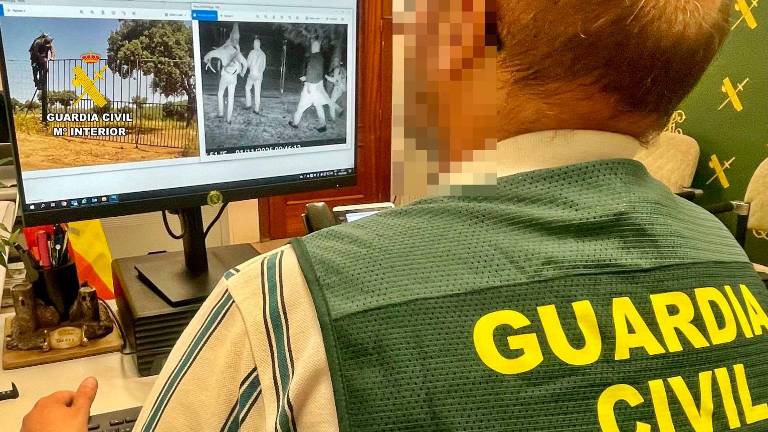 Cuatro jiennenses investigados por cazar de manera furtiva en Badajoz