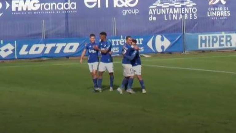 El Atlético Malagueño frena la remontada del Linares (1-1)