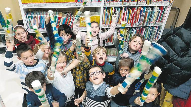 La Biblioteca se llena de la alegría de los pequeños