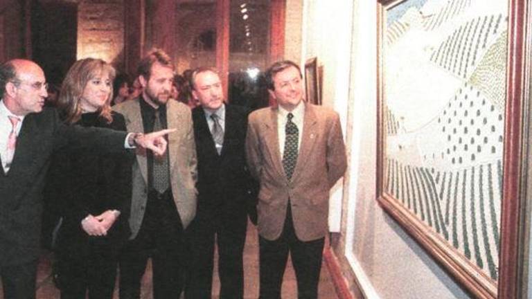 Tal día como hoy en 1999 publicábamos: Sencillez, colorido y compromiso, claves de la exposición de Manuel Moral