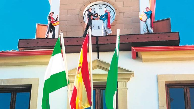 Vistoso Reloj de autómatas en Cárcheles en homenaje a Moros y Cristianos