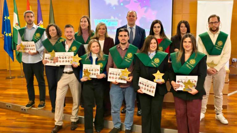 Distinción al esfuerzo y talento de los egresados Alumni 2025 de la UJA