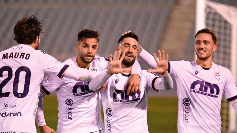 El Real Jaén se examina ante el colista del grupo