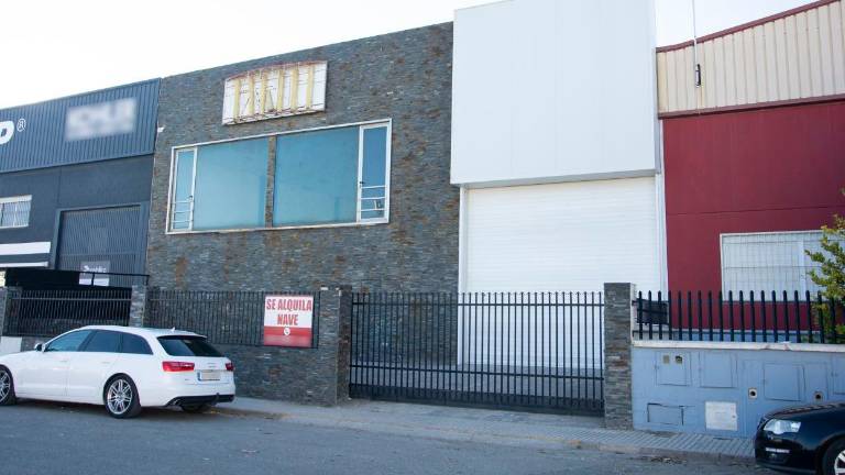 Muere un trabajador en Úbeda al precipitarse del tejado de una nave