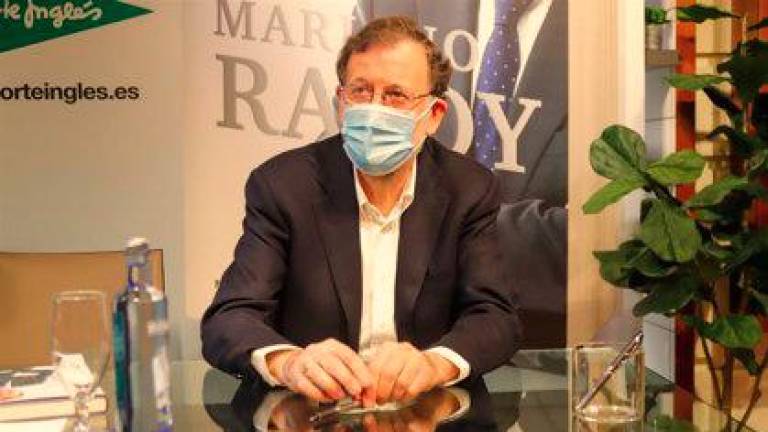 Rajoy asegura que el Gobierno ha hecho mínimos retoques de su reforma laboral