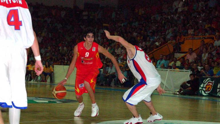 De Linares a Pekín con dos exhibiciones