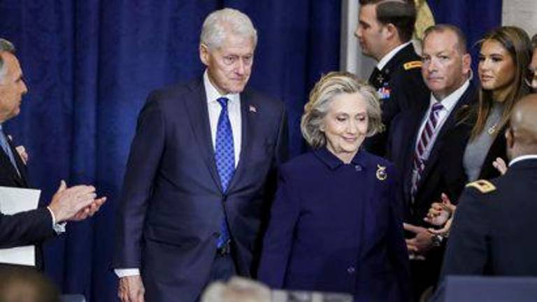 El Congreso de EE UU cita a finales de febrero a Bill y Hillary Clinton para declarar por el caso Epstein