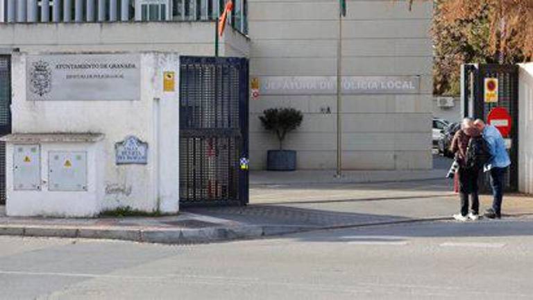 Más de 40 investigados por supuestos amaños en oposiciones de la Policía Local de Granada