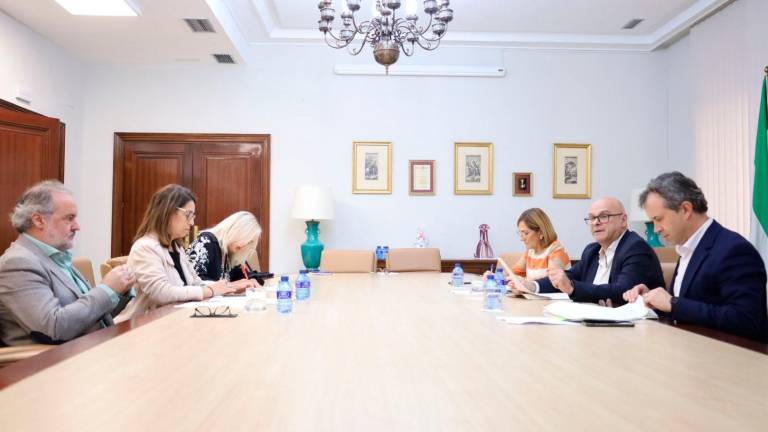 Reunión entre el Ayuntamiento de Jaén y la Subdelegación del Gobierno en Jaén. / Subdelegación del Gobierno en Jaén.