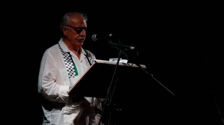 <i>Leocadio Fernández, en el pregón de la Feria de Agosto de Huelma. / Ayuntamiento de Huelma. </i>