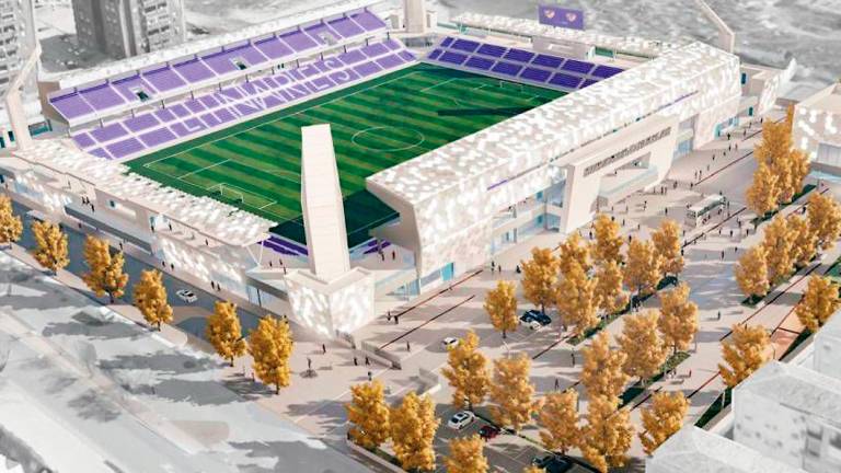 La Junta aprueba ampliar el plazo de remodelación del estadio de Linarejos