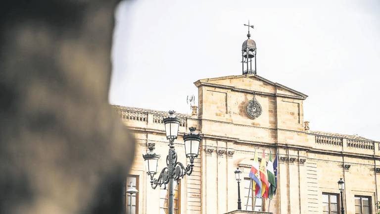 Cilu-Linares se une a PSOE e IU para aprobar las cuentas