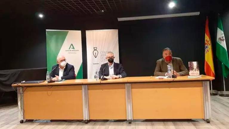 La Biblioteca Pública Provincial acoge la presentación de la novela de Emilio Lara 'Centinela de los sueños'