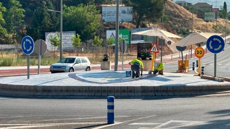Arreglo de la glorieta de “El Chato” en la Variante Sur