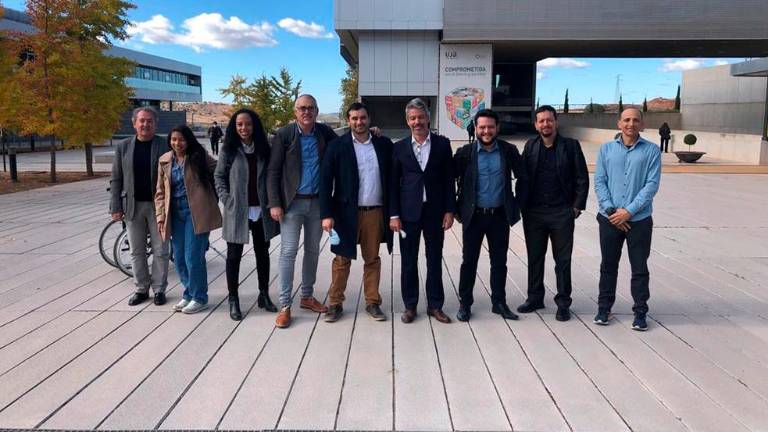 Reunión entre la UJA y el Instituto de Ciencia y Tecnología de Brasil para iniciar vías de colaboración