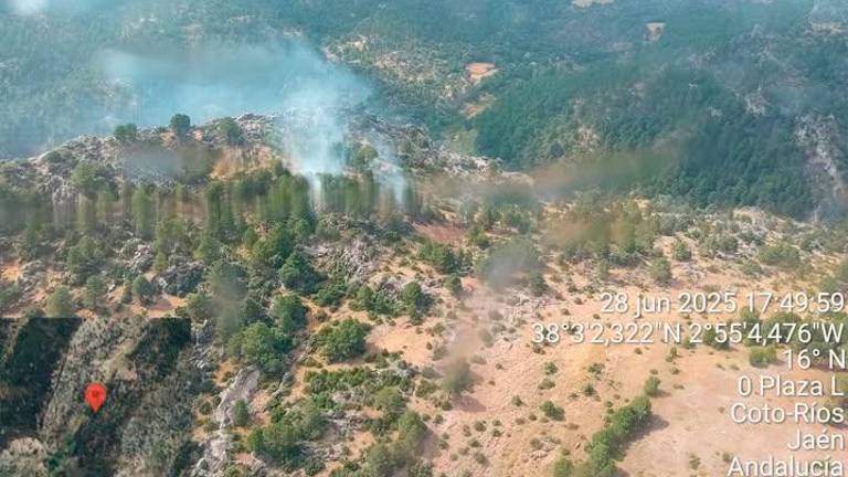 Queda estabilizado el incendio forestal en un paraje de Villacarrillo