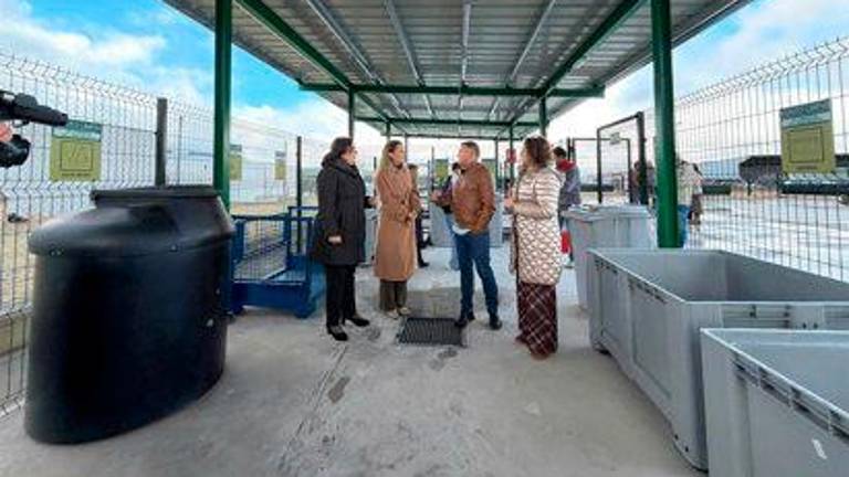 Villanueva del Arzobispo inaugura el nuevo punto limpio