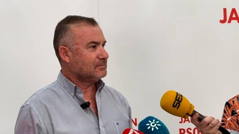 El PSOE acusa al PP de “poca catadura moral al no asumir responsabilidad” en la recogida selectiva