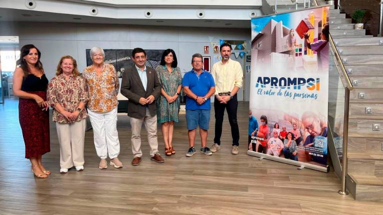 Reunión entre Diputación de Jaén y Aprompsi para abordar el proyecto del Centro Multiservicio
