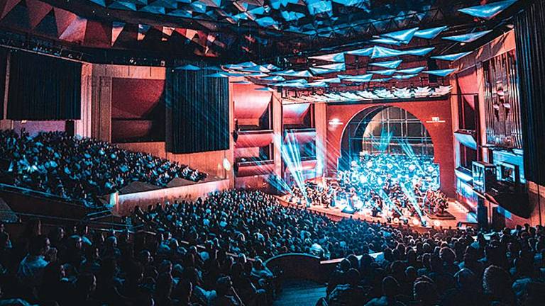 La Film Symphony Orquestra convierte La Alameda en un decorado de película