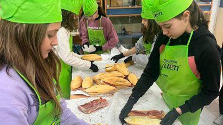 Más de 5.000 escolares y 950 docentes conocen “Degusta Jaén en tu colegio”