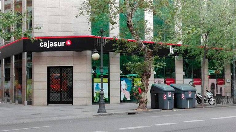 Nueva solución de Cajasur para pagos en comercios con Bizum