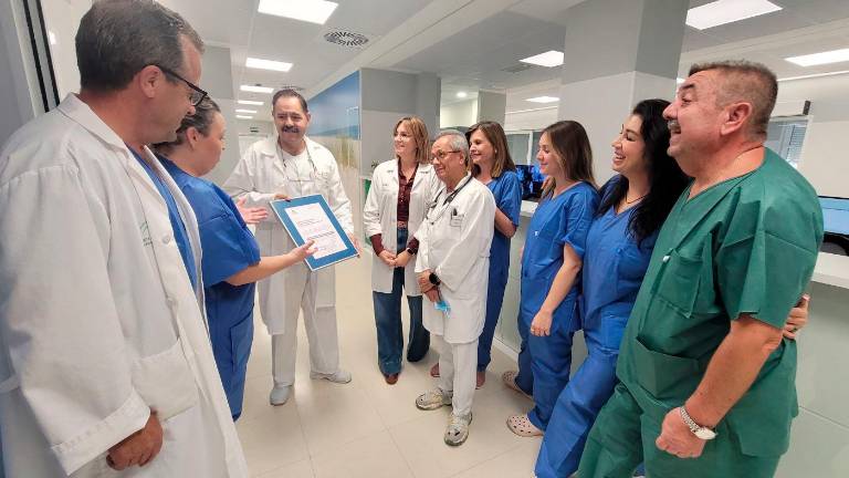La UCI del Hospital San Agustín certifica la calidad de la atención prestada a pacientes