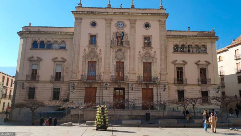 El Ayuntamiento de Jaén se iluminará de verde por el Día Mundial del Trastorno del Espectro Alcohólico Fetal