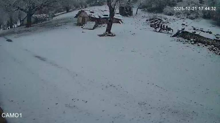 La nieve hace acto de presencia en Segura de la Sierra y en Pontones