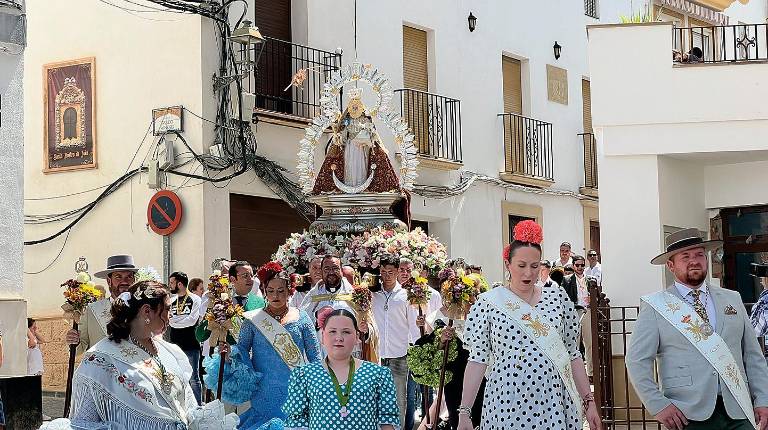 <i>La procesión de la Virgen de Alharilla reunió en las calles de Arjona a numerosos vecinos del municipio. Jason Moyano / Diario JAÉN.</i>