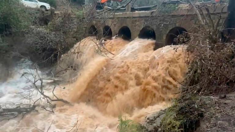 El río Hornos sigue dando caudal a mansalva al pantano del Tranco