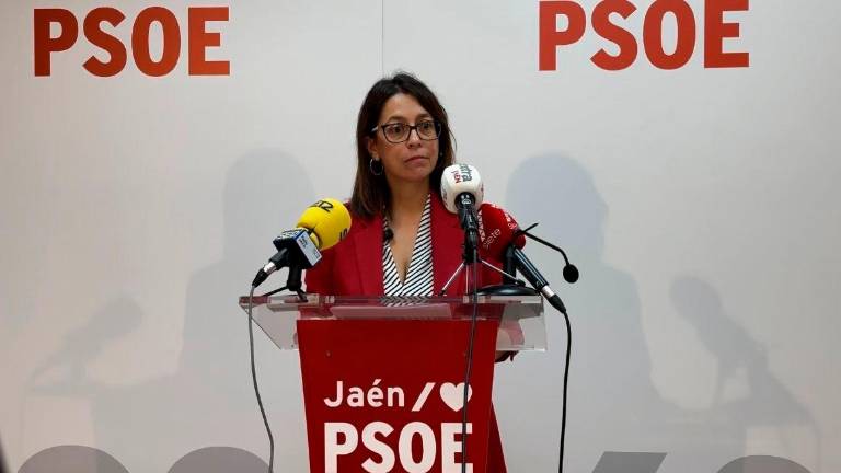 África Colomo, durante una rueda de prensa. / Eva Ercolanese / PSOE / Europa Press.