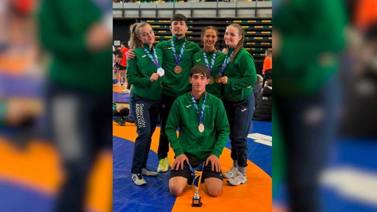 El Power de Torredelcampo abandera la lucha jiennense con 9 medallas en el Nacional