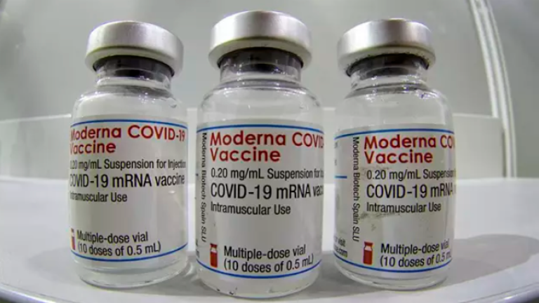 Moderna anuncia que tiene lista para ensayos clínicos su vacuna contra la variante sudafricana