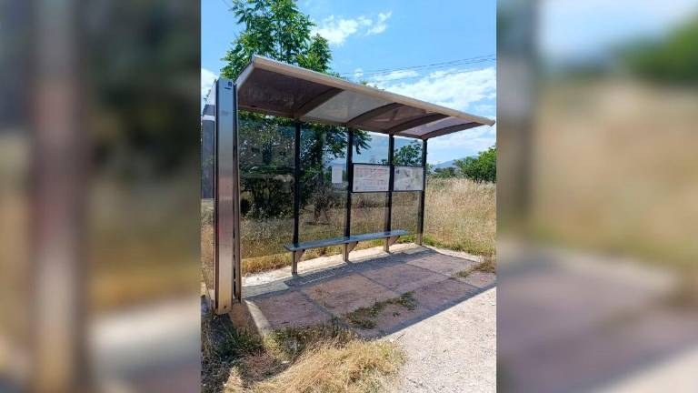 Los vecinos de La Manseguilla, Cerro Molina y Entre Ríos piden la ampliación de la línea 13