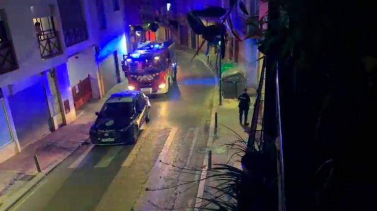 <i>Llegada de los bomberos.</i>