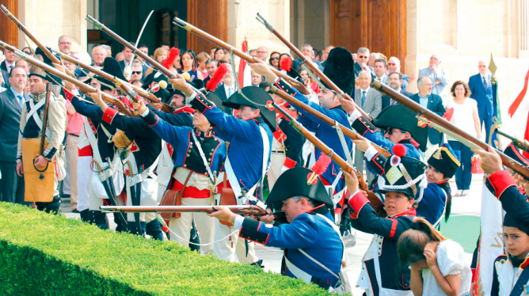 <i>Acto del bicentenario de la Diputación. / Archivo histórico de Diario JAÉN.</i>