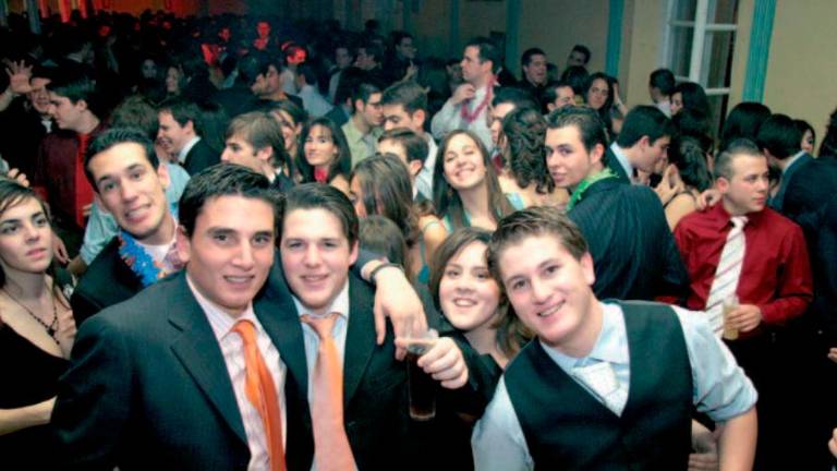 Tal día como hoy en 2006 publicábamos: Los jiennenses cambian de gustos para despedir el año